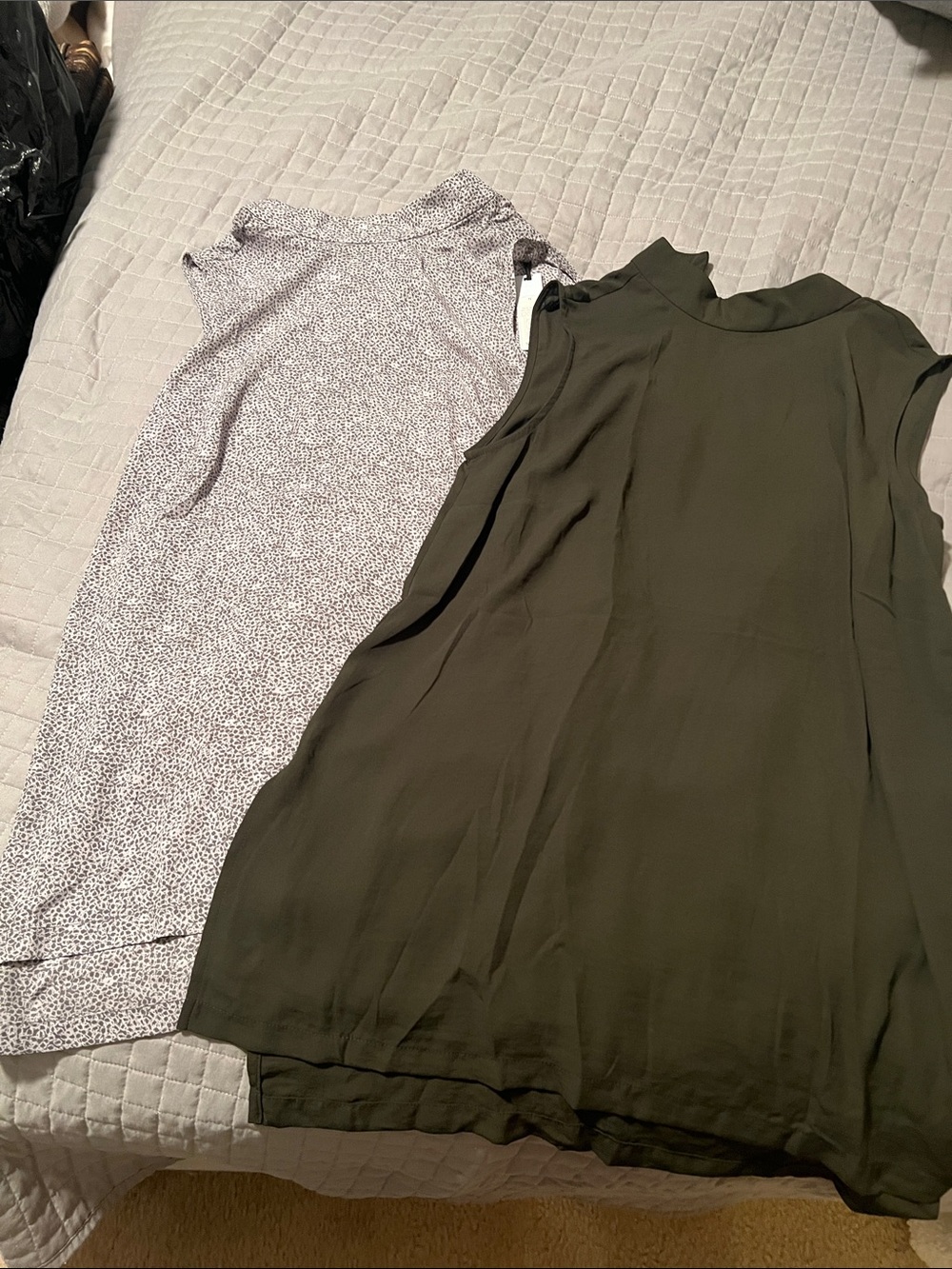 Prologue Sleeveless Mock Neck long shirts